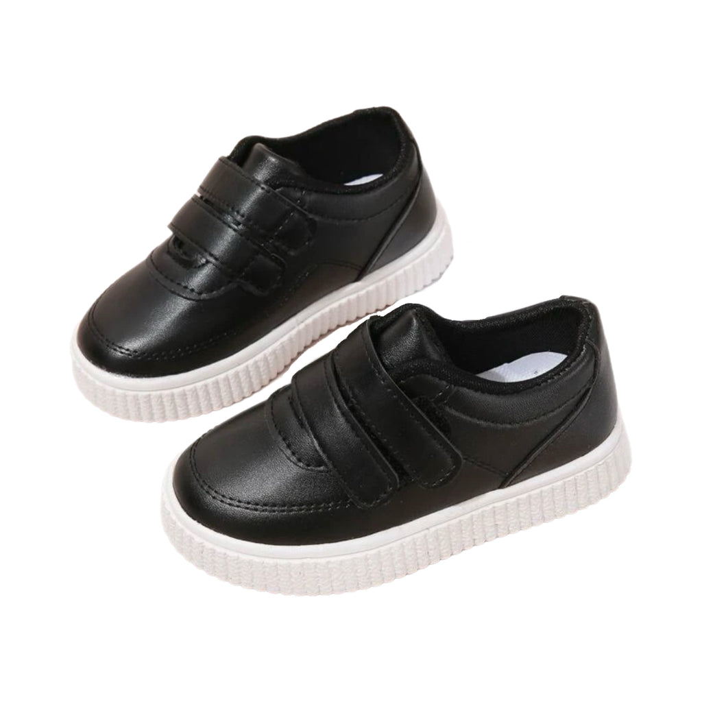 Tenis Negro Con Suela Blanca Y Cierre de Velcro Modelo CH1